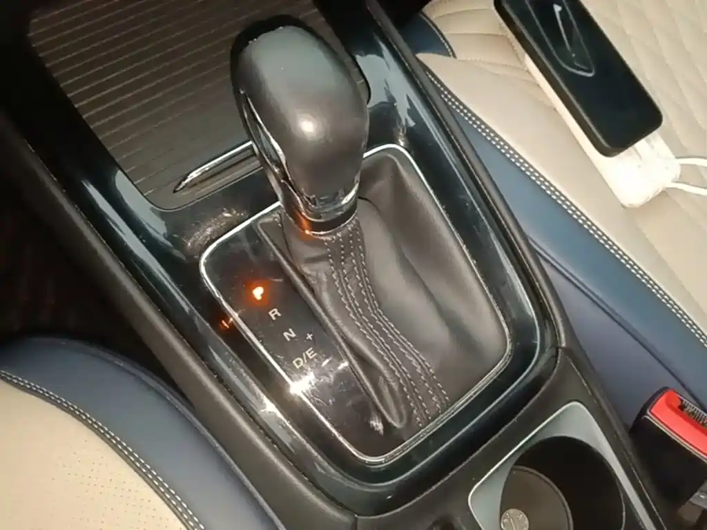 Roewe i5 — фото 14