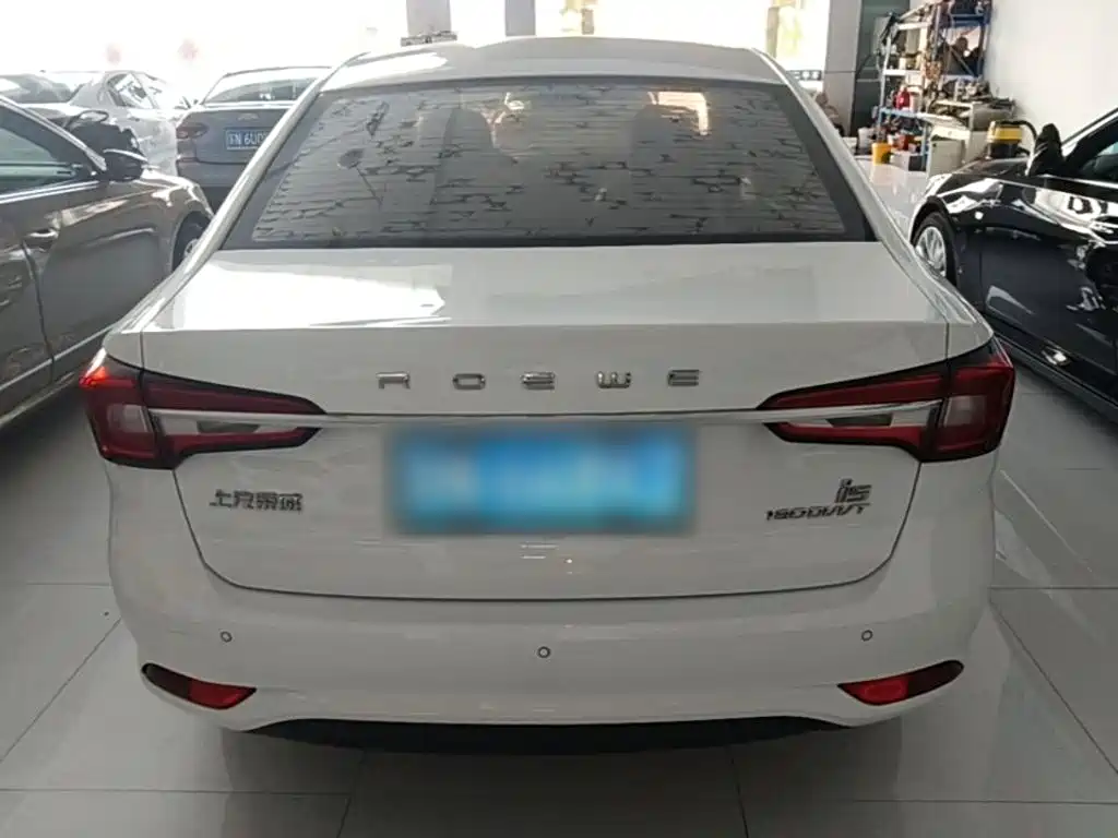 Roewe i5 — фото 6
