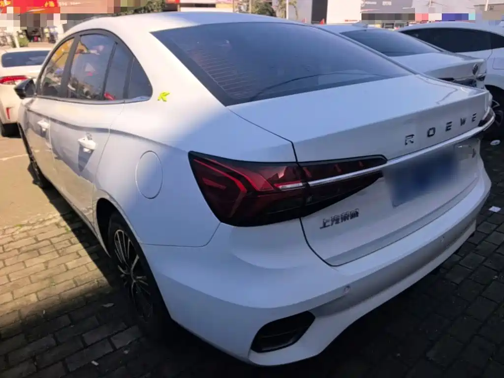 Roewe i5 — фото 5