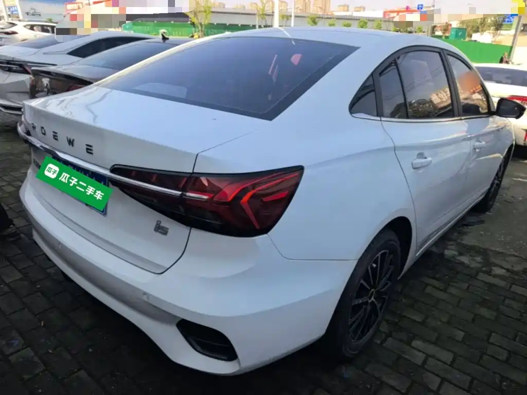 Roewe i5 — фото 7