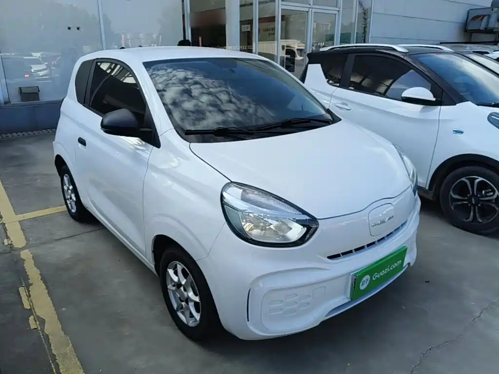 Roewe Clever — фото 4