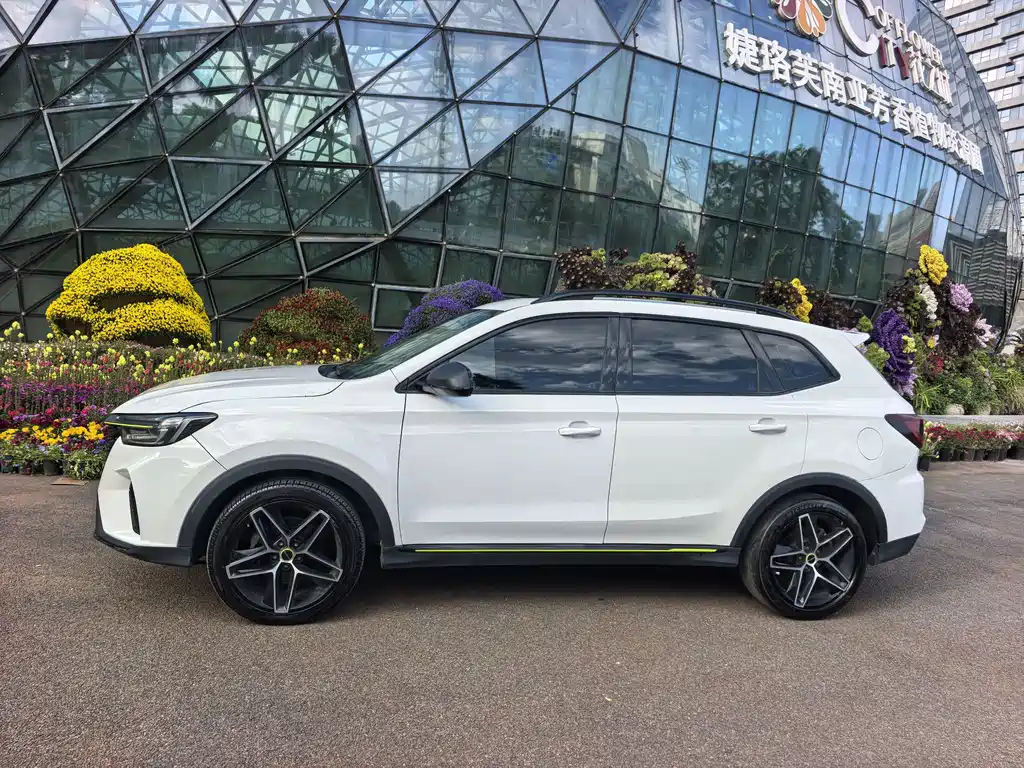 Roewe RX5 — фото 4