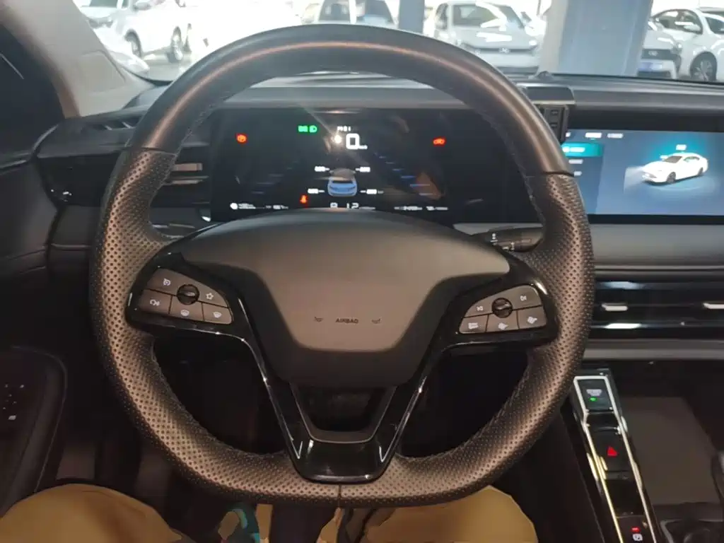 Roewe i5 — фото 11