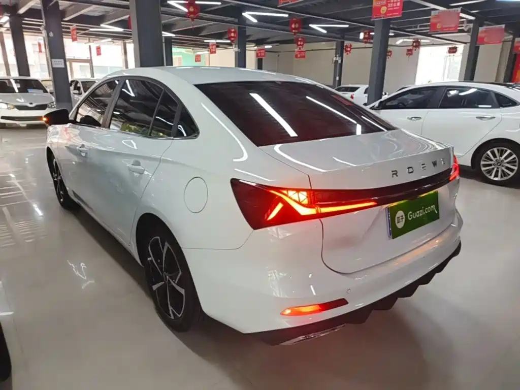 Roewe i5 — фото 5
