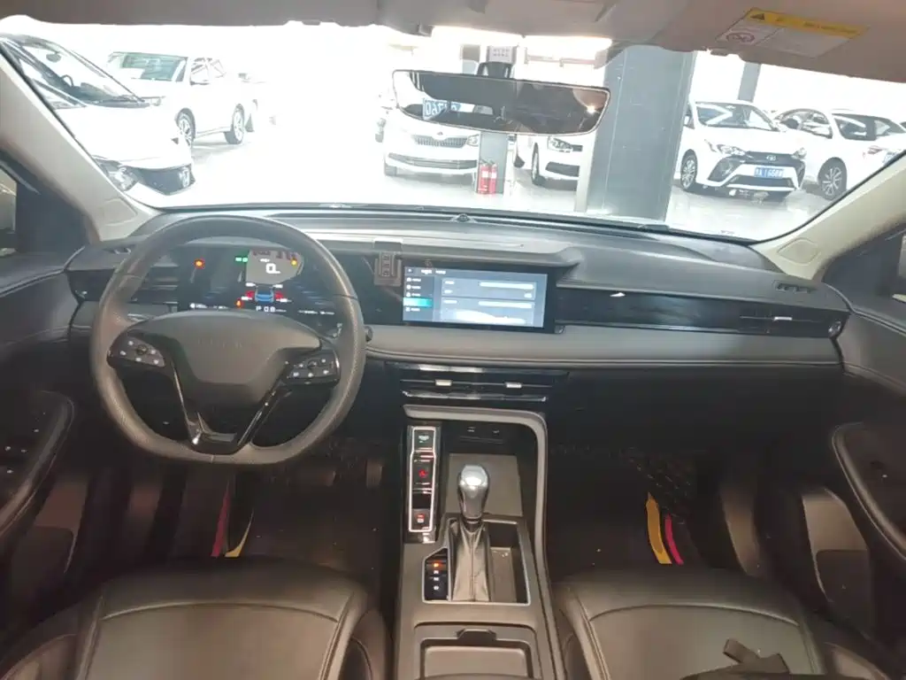 Roewe i5 — фото 10