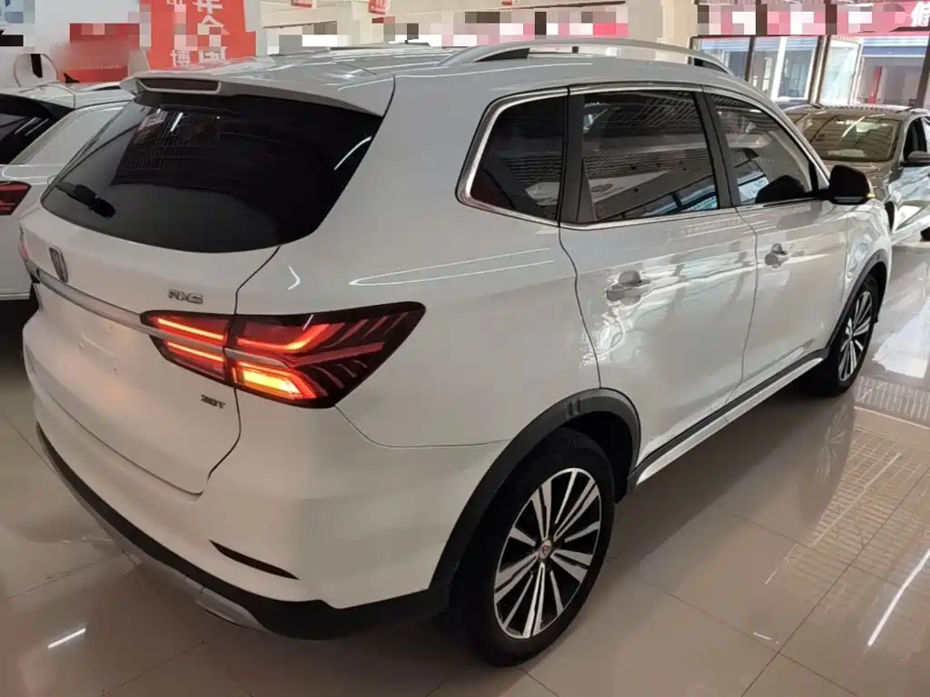 Roewe RX5 — фото 7