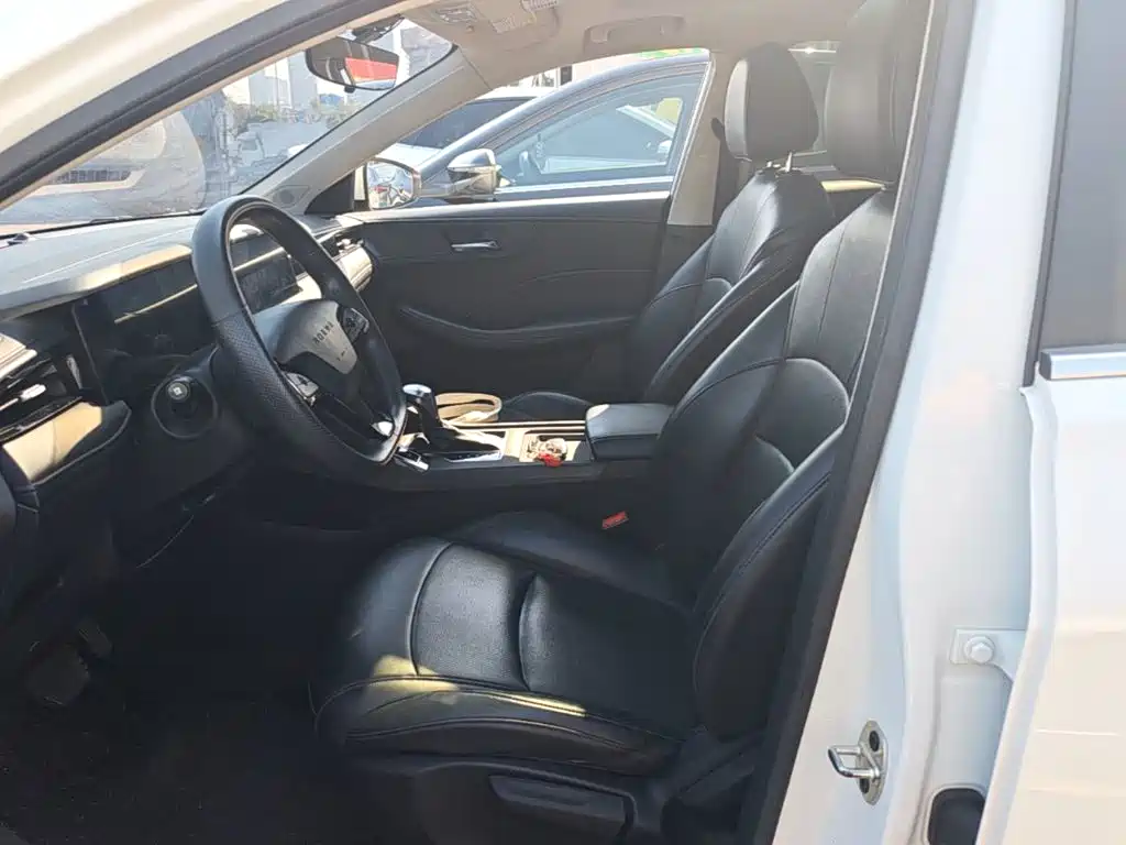 Roewe i5 — фото 15