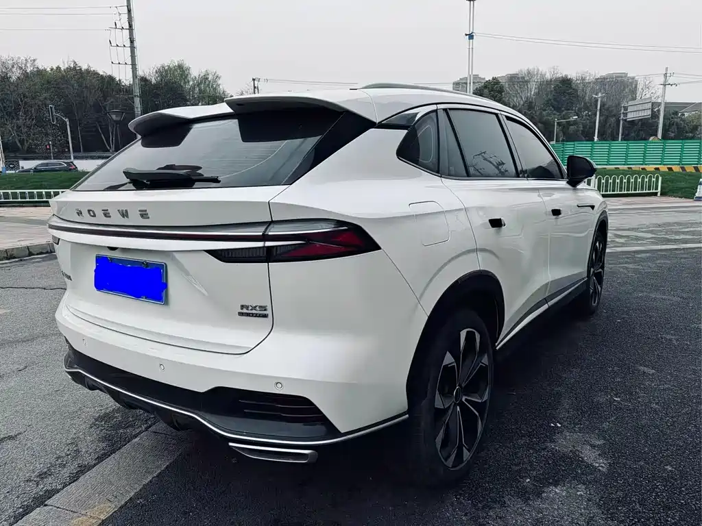 Roewe RX5 — фото 4