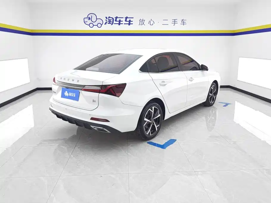 Roewe i5 — фото 3