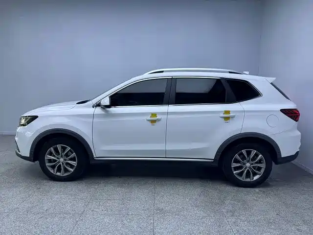 Roewe RX5 — фото 4