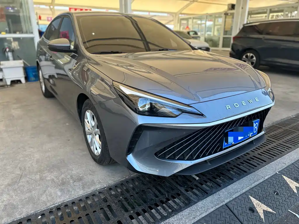 Roewe i5 — фото 3