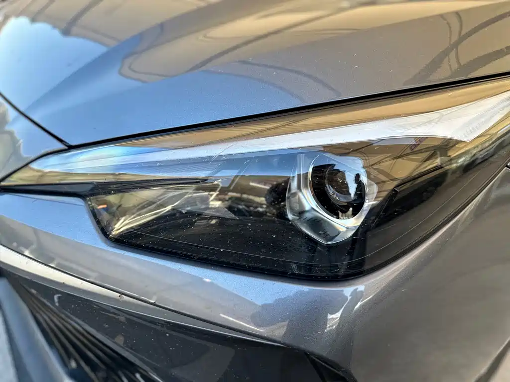 Roewe i5 — фото 4