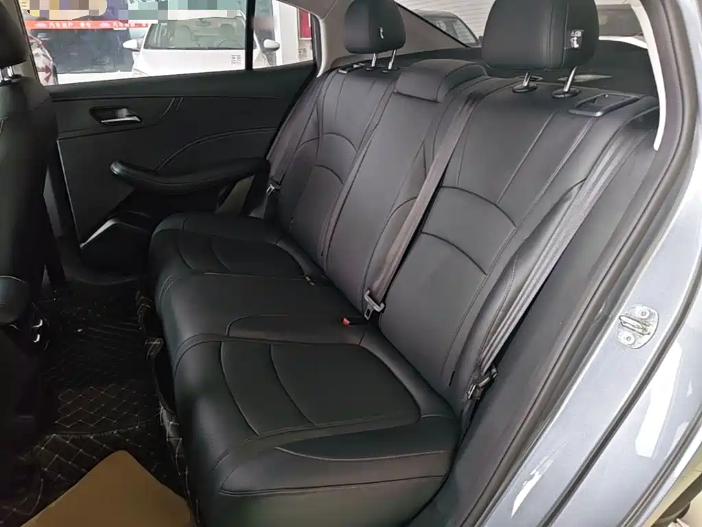 Roewe i5 — фото 17