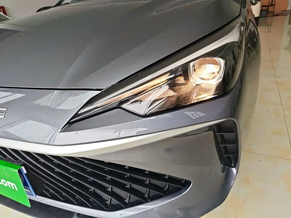 Roewe i5 — фото 24