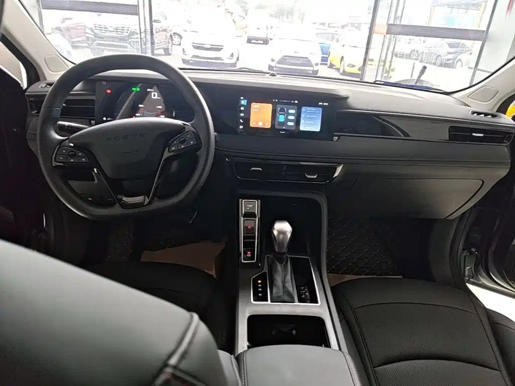 Roewe i5 — фото 10