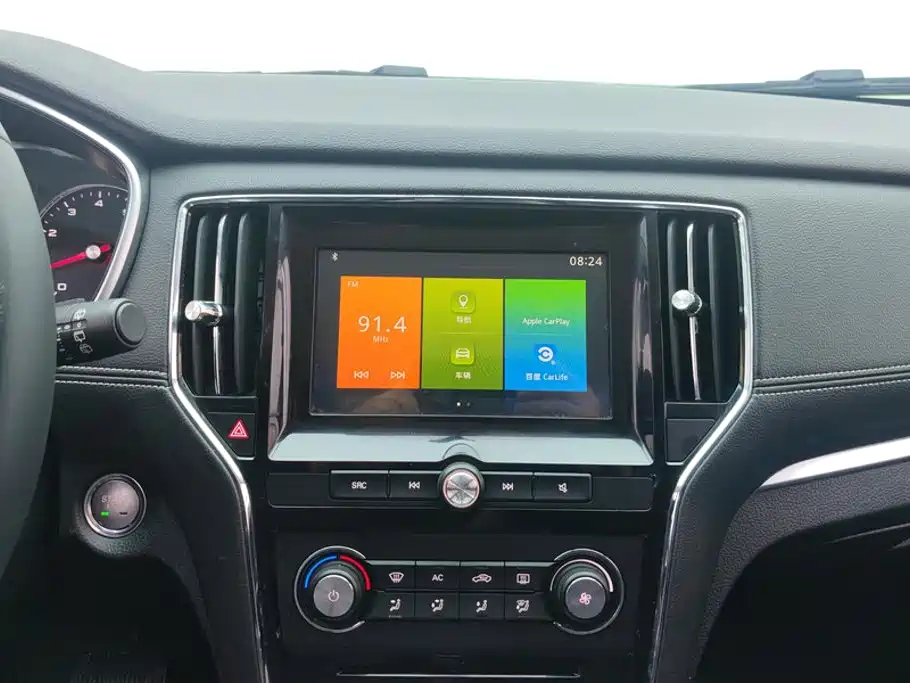 Roewe RX5 — фото 13
