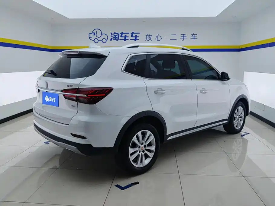Roewe RX5 — фото 3