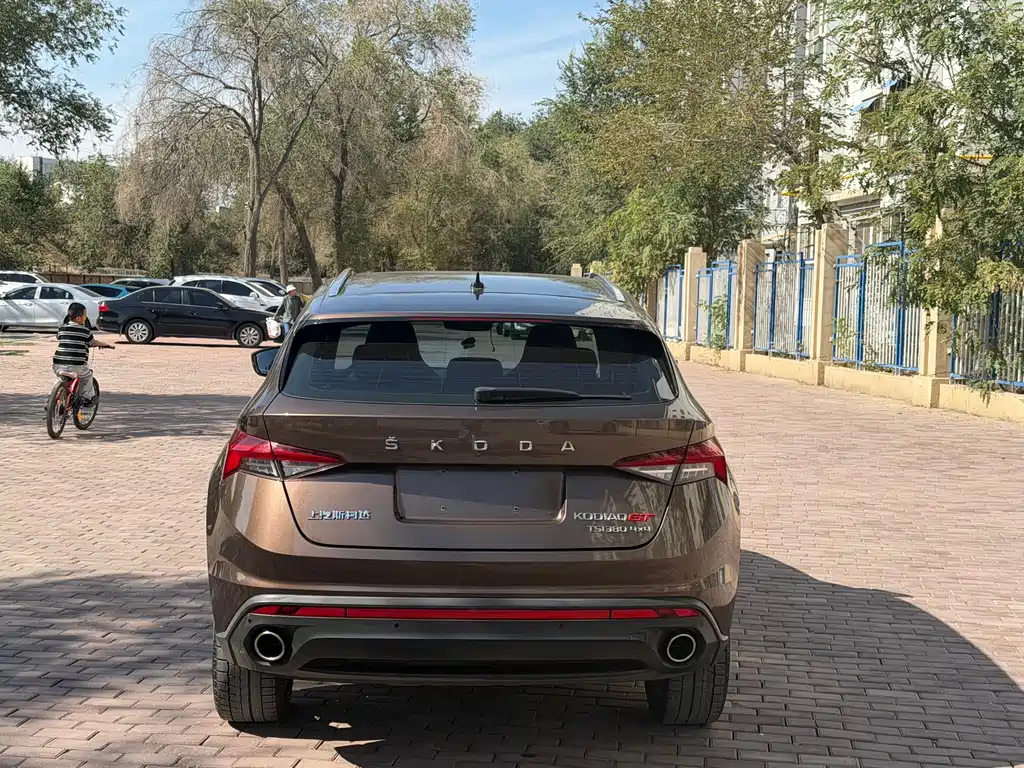 Skoda Kodiaq GT — фото 4