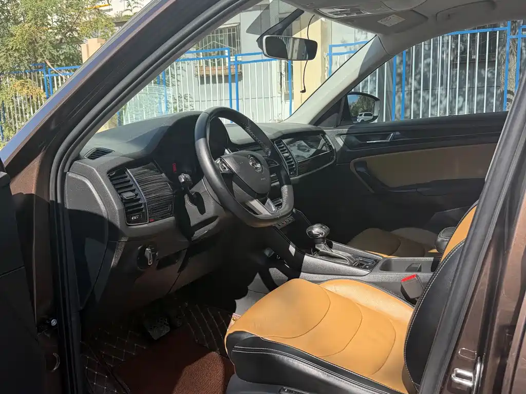 Skoda Kodiaq GT — фото 9