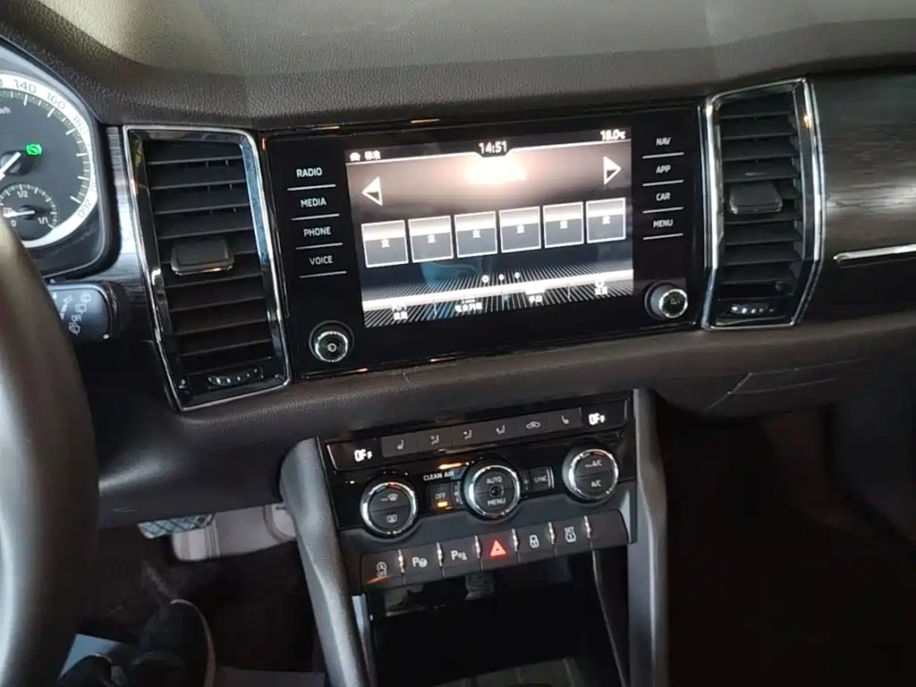Skoda Kodiaq — фото 13