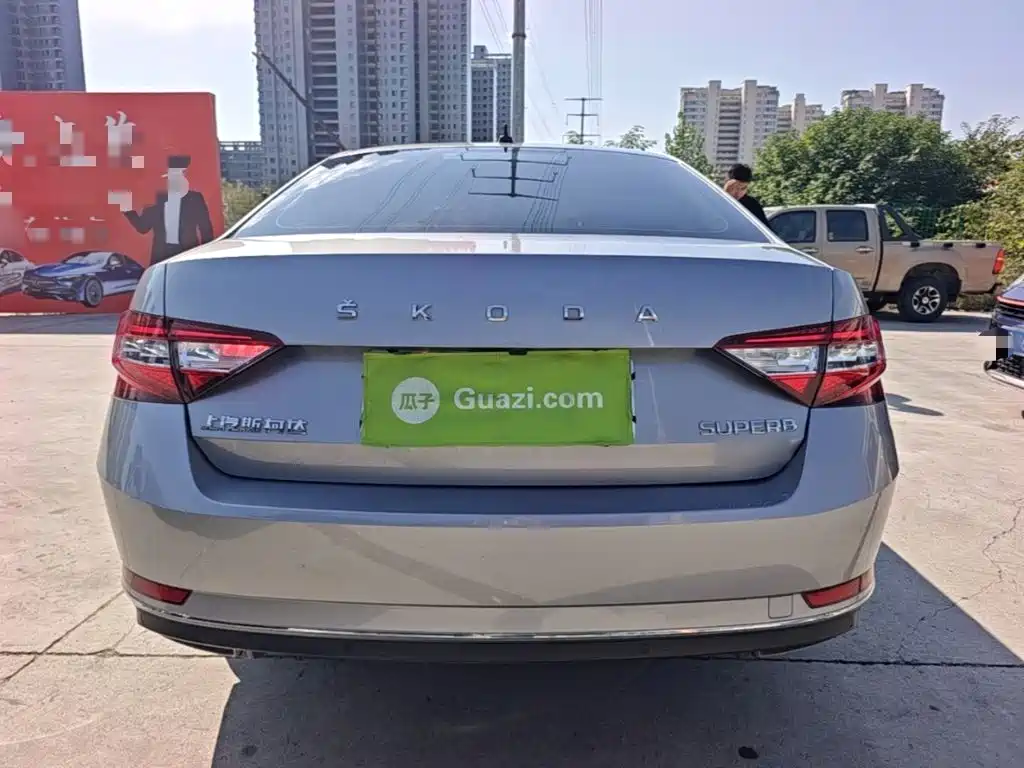 Skoda Superb — фото 6