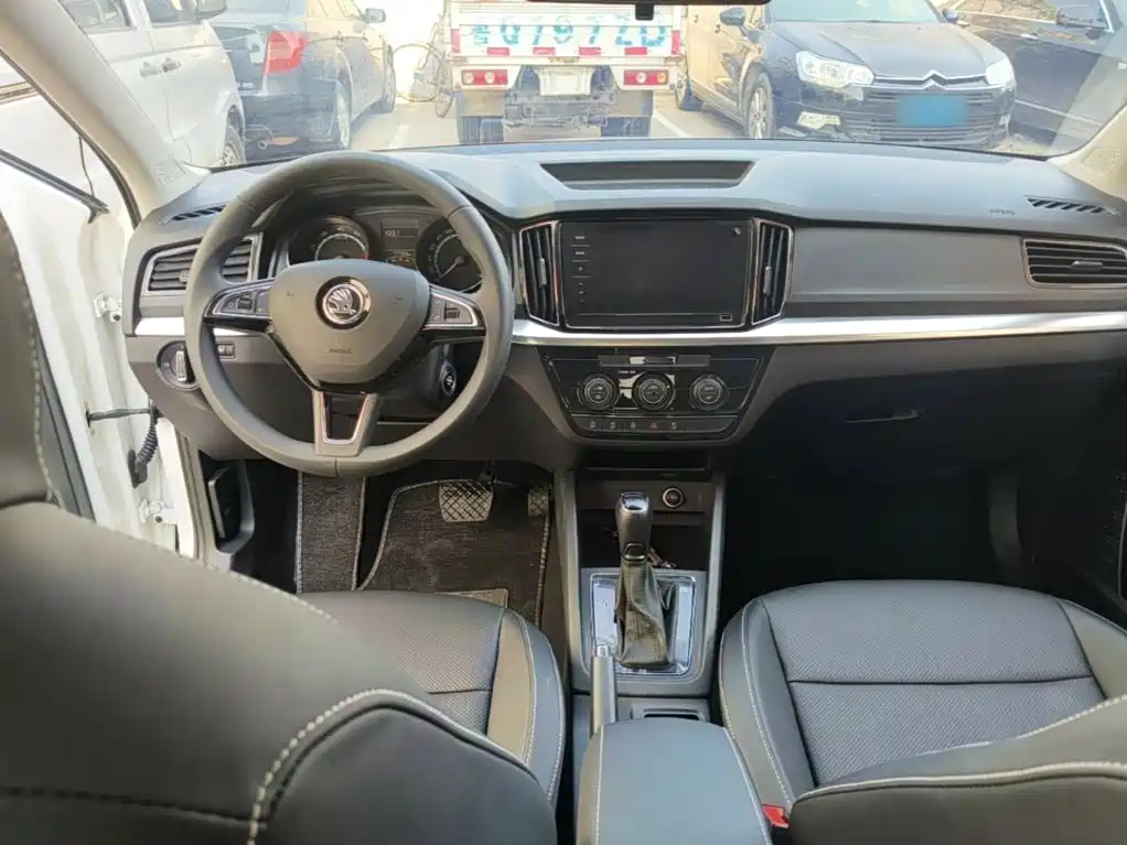 Skoda Kamiq — фото 10