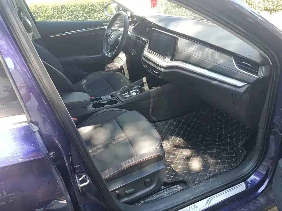 Skoda Octavia — фото 8