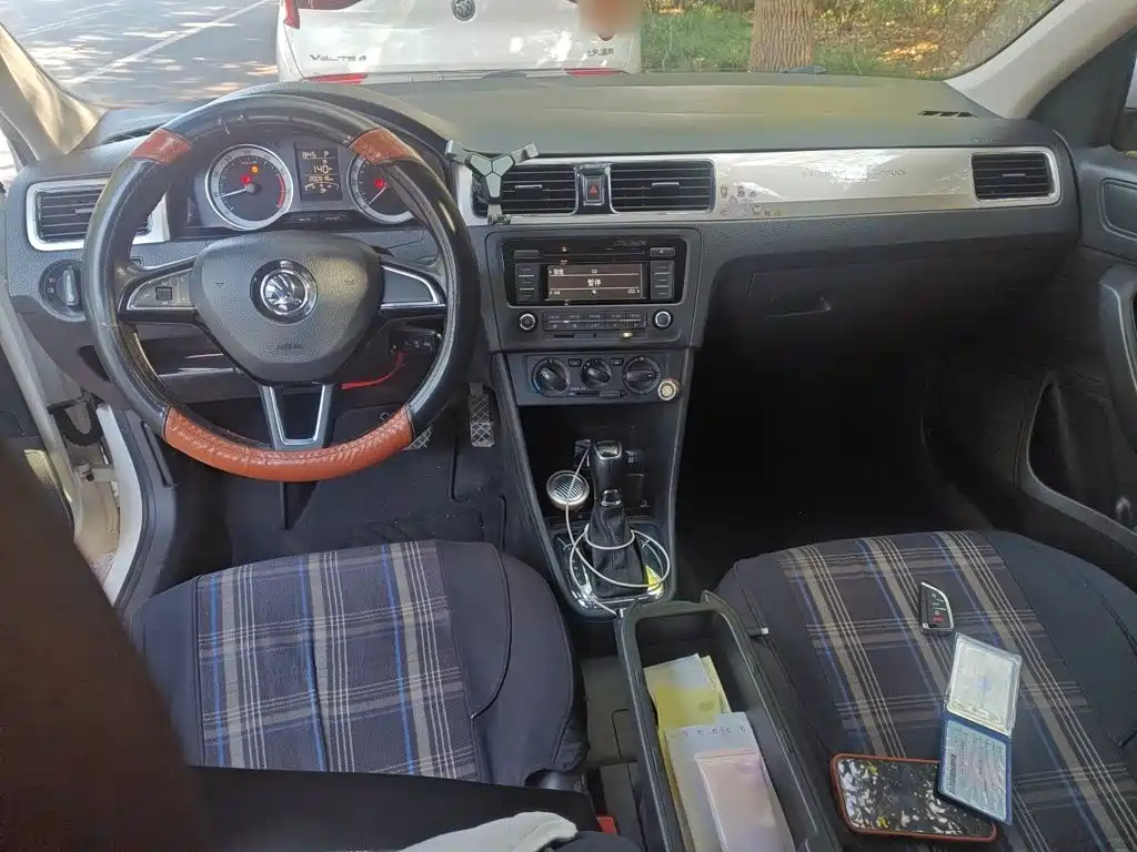 Skoda Rapid — фото 10