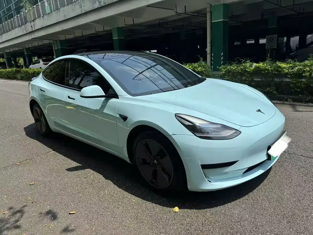 Tesla Model 3 — фото 4