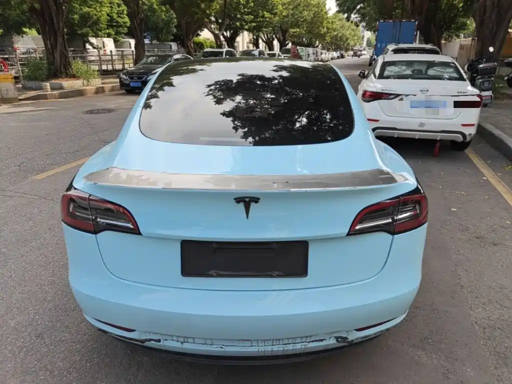 Tesla Model 3 — фото 6