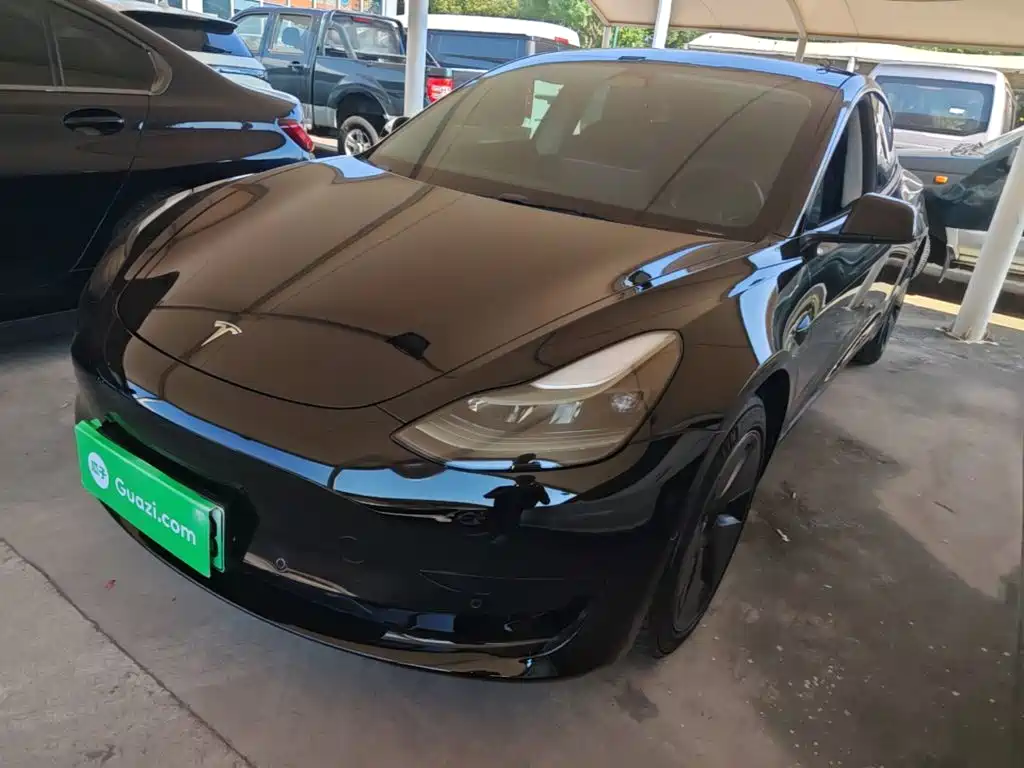 Tesla Model 3 — фото 2