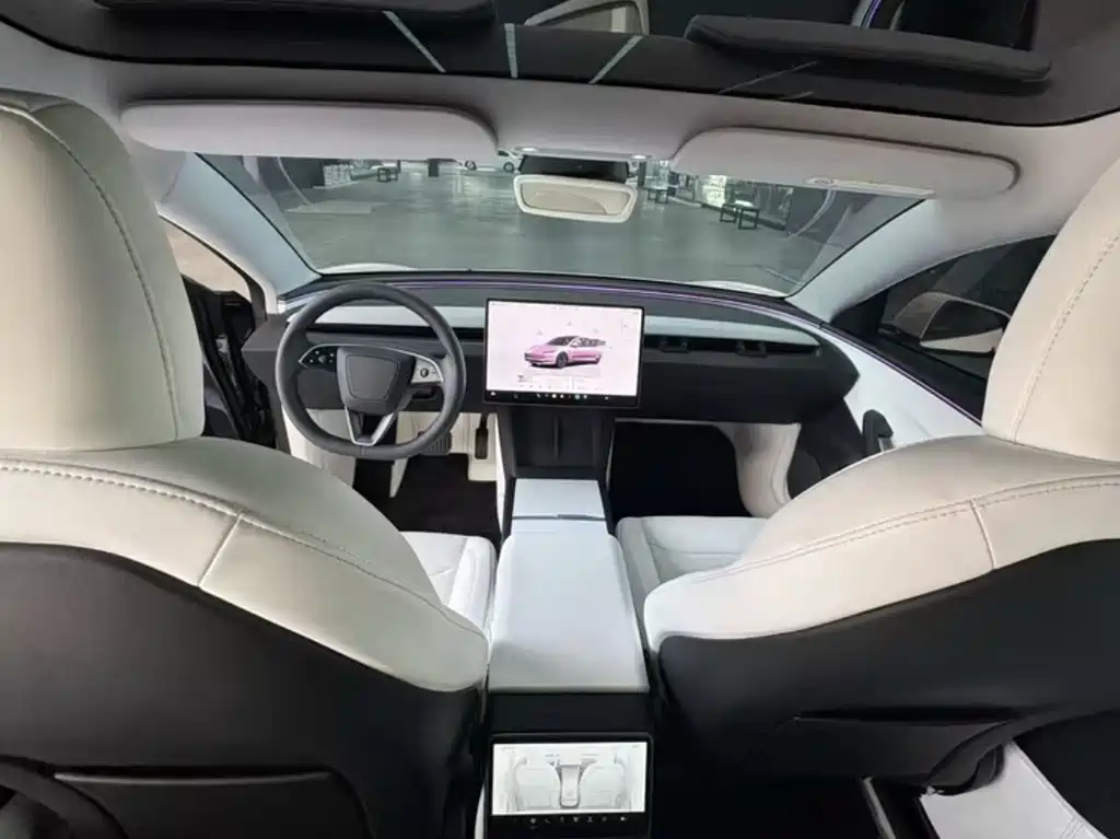Tesla Model 3 — фото 5