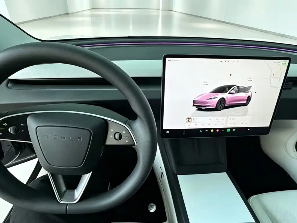 Tesla Model 3 — фото 7