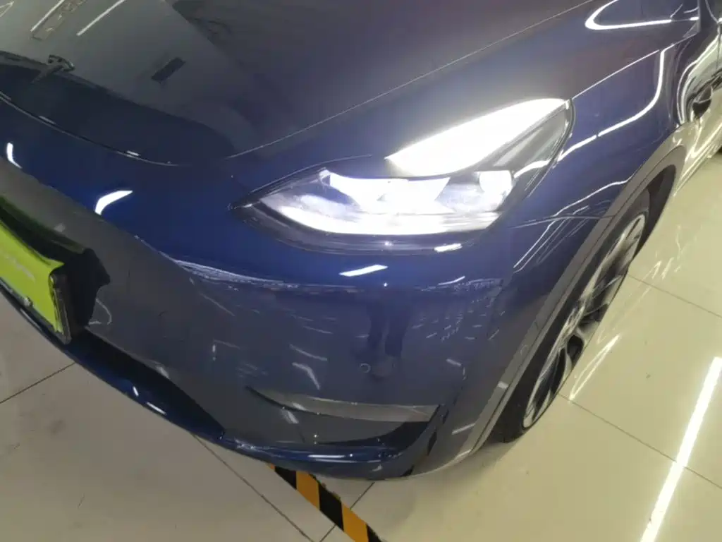 Tesla Model Y — фото 24