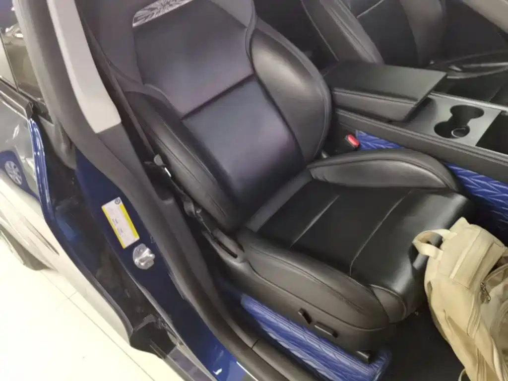 Tesla Model Y — фото 25