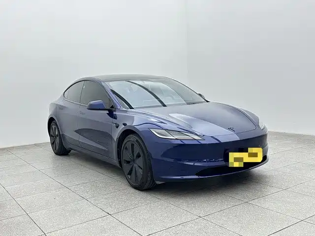 Tesla Model 3 — фото 3