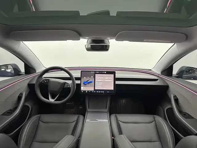 Tesla Model 3 — фото 9