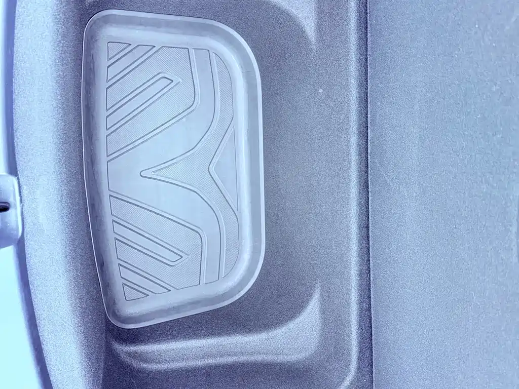 Tesla Model Y — фото 26