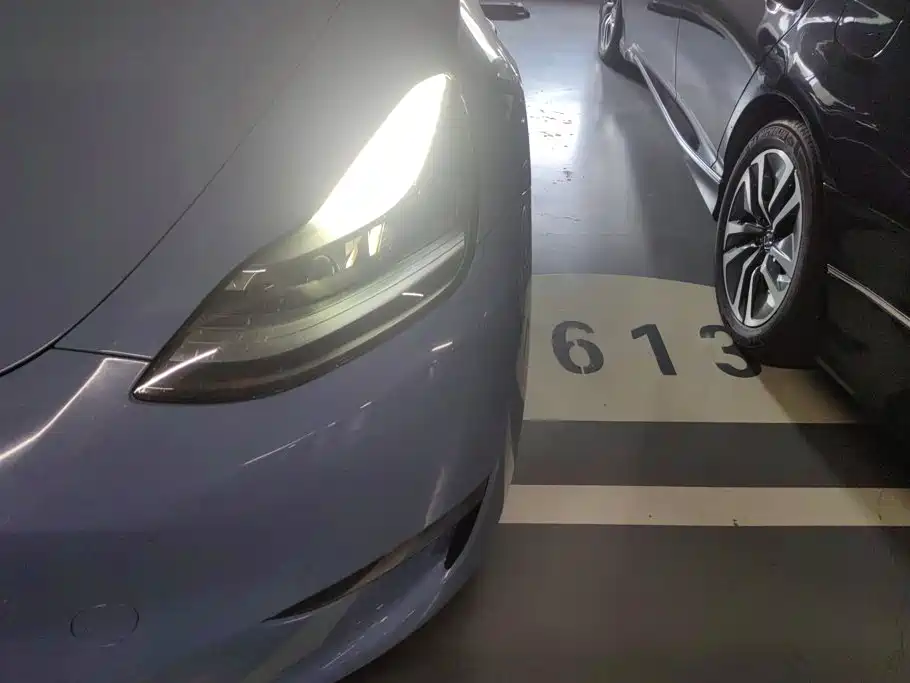 Tesla Model Y — фото 5