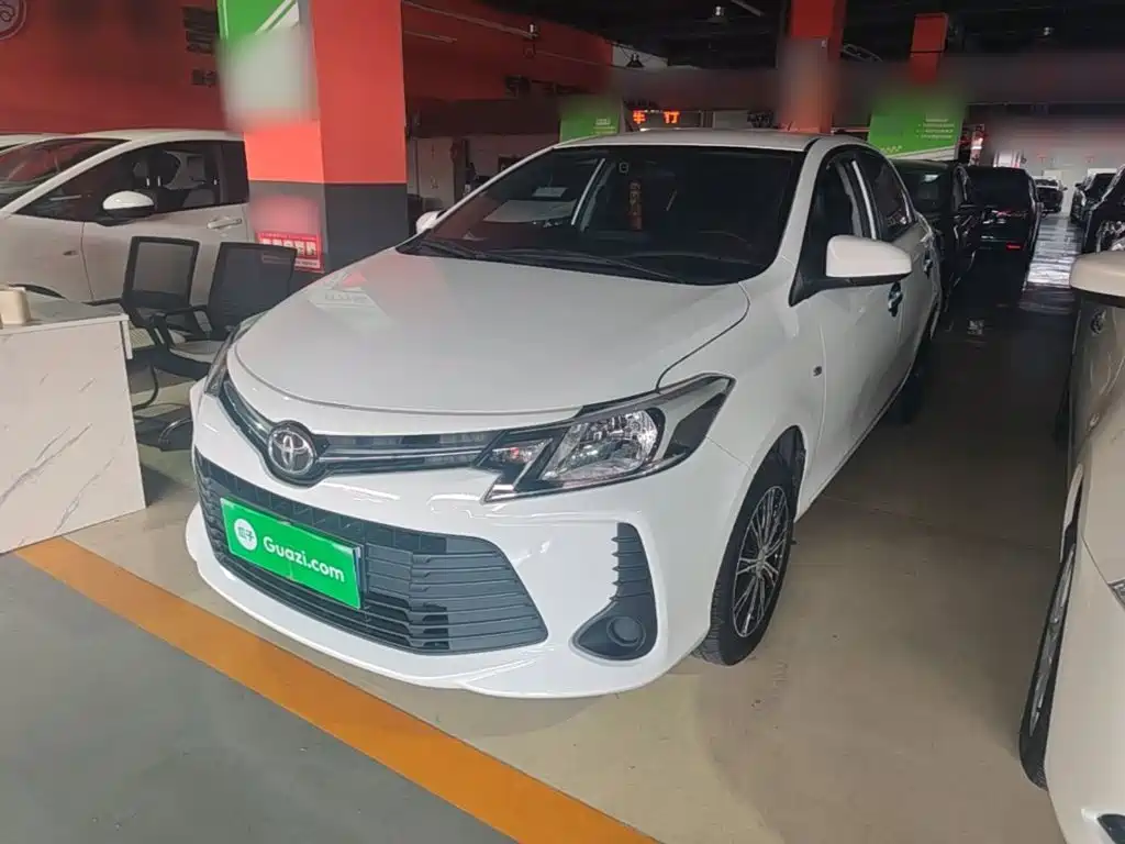 Toyota Vios — фото 2