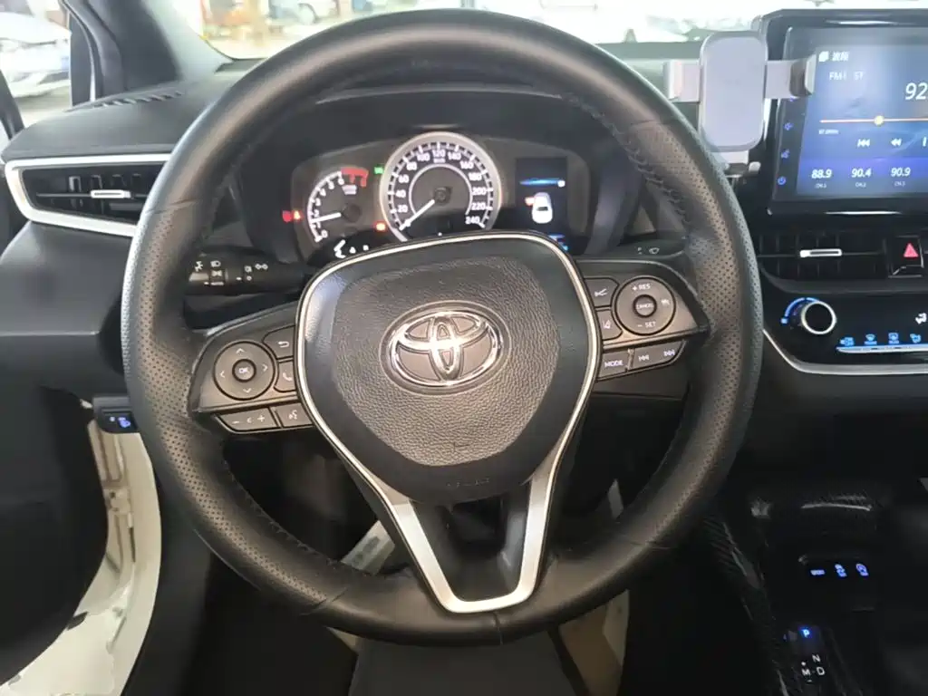 Toyota Levin — фото 11