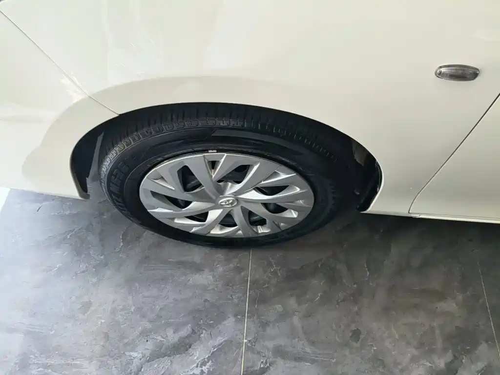 Toyota Vios FS — фото 23