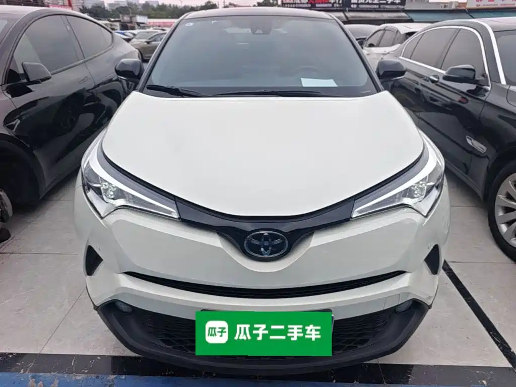 Toyota C-HR — фото 3
