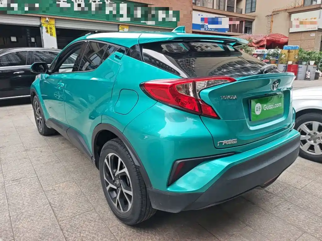 Toyota C-HR — фото 5