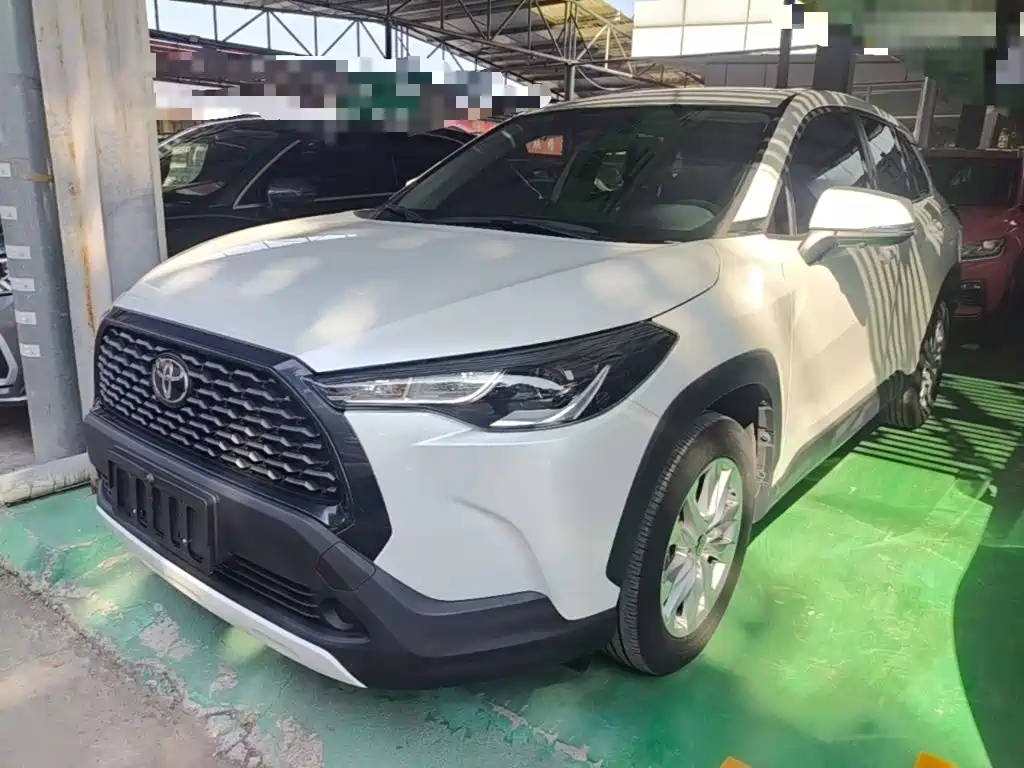 Toyota Corolla Cross — фото 2