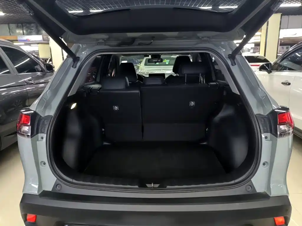 Toyota Corolla Cross — фото 19