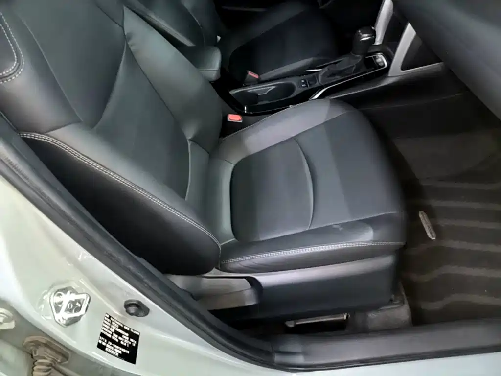 Toyota Corolla Cross — фото 25