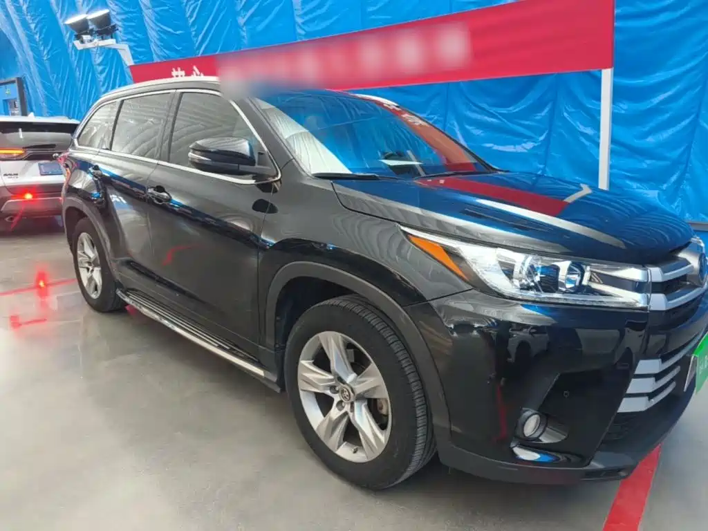 Toyota Highlander — фото 4