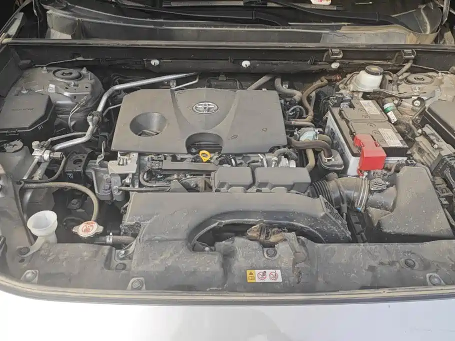 Toyota RAV4 — фото 10