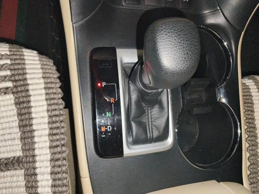 Toyota Highlander — фото 10